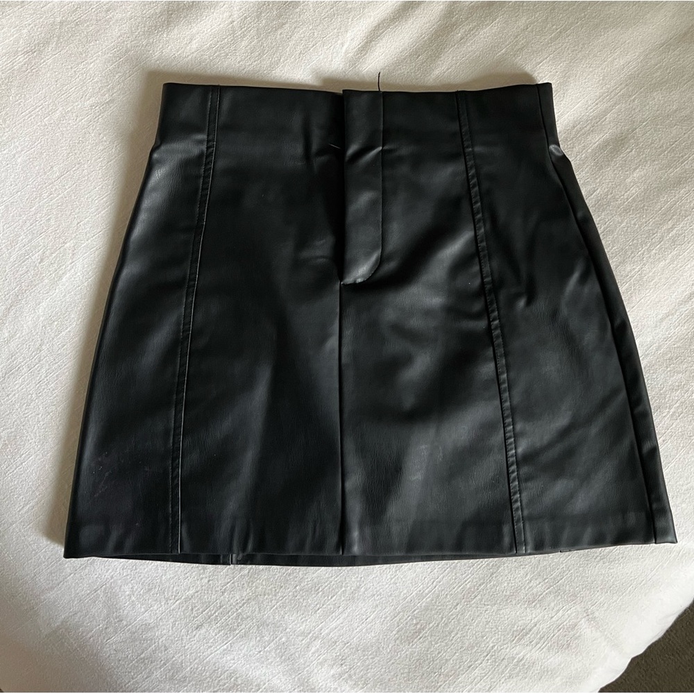 Zara black pleather mini skirt size large